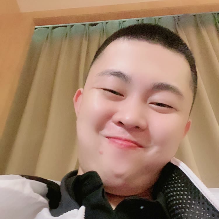 锦州小伙巴扎黑()